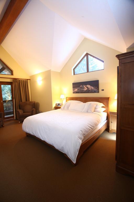 Whistler Alpine Chalet Retreat & Wellness 빌라 외부 사진