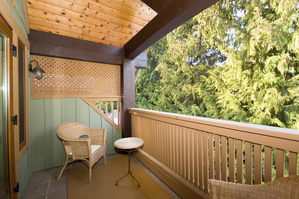 Whistler Alpine Chalet Retreat & Wellness 빌라 외부 사진