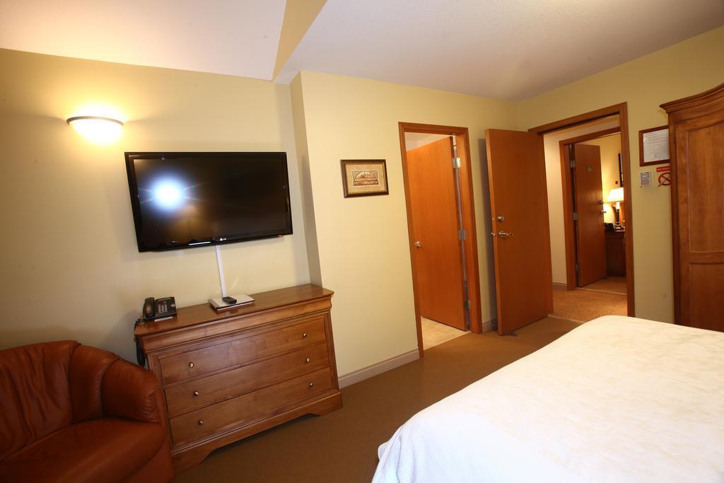 Whistler Alpine Chalet Retreat & Wellness 빌라 객실 사진