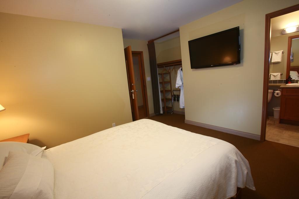 Whistler Alpine Chalet Retreat & Wellness 빌라 객실 사진