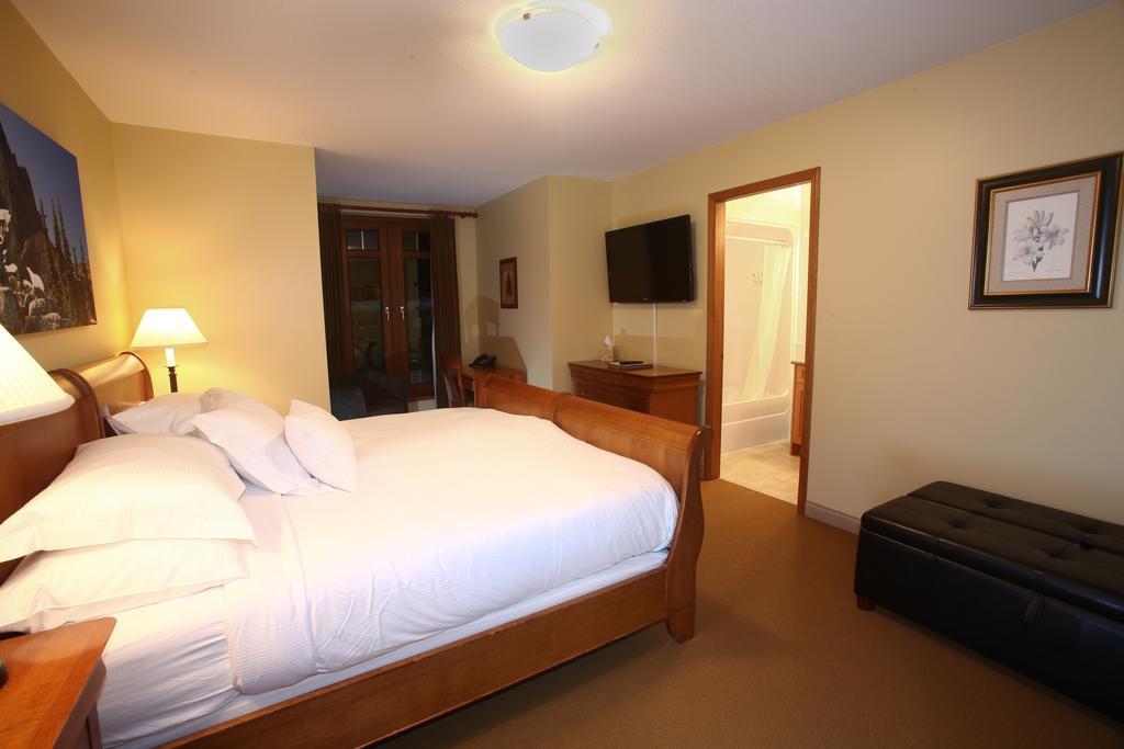 Whistler Alpine Chalet Retreat & Wellness 빌라 객실 사진
