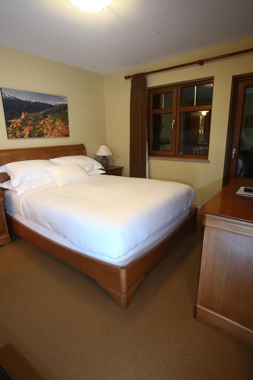 Whistler Alpine Chalet Retreat & Wellness 빌라 객실 사진
