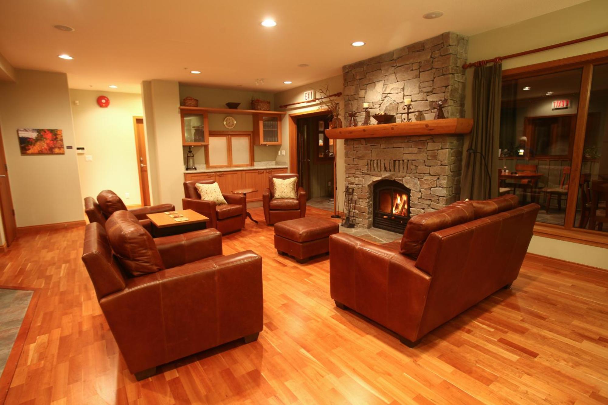 Whistler Alpine Chalet Retreat & Wellness 빌라 외부 사진