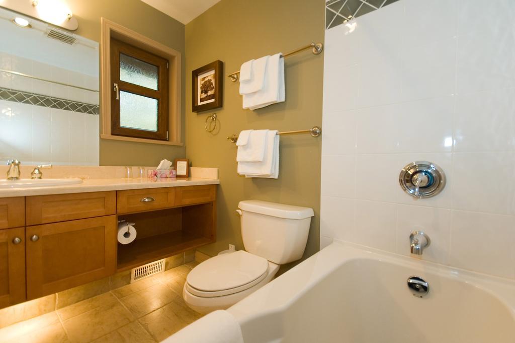 Whistler Alpine Chalet Retreat & Wellness 빌라 객실 사진