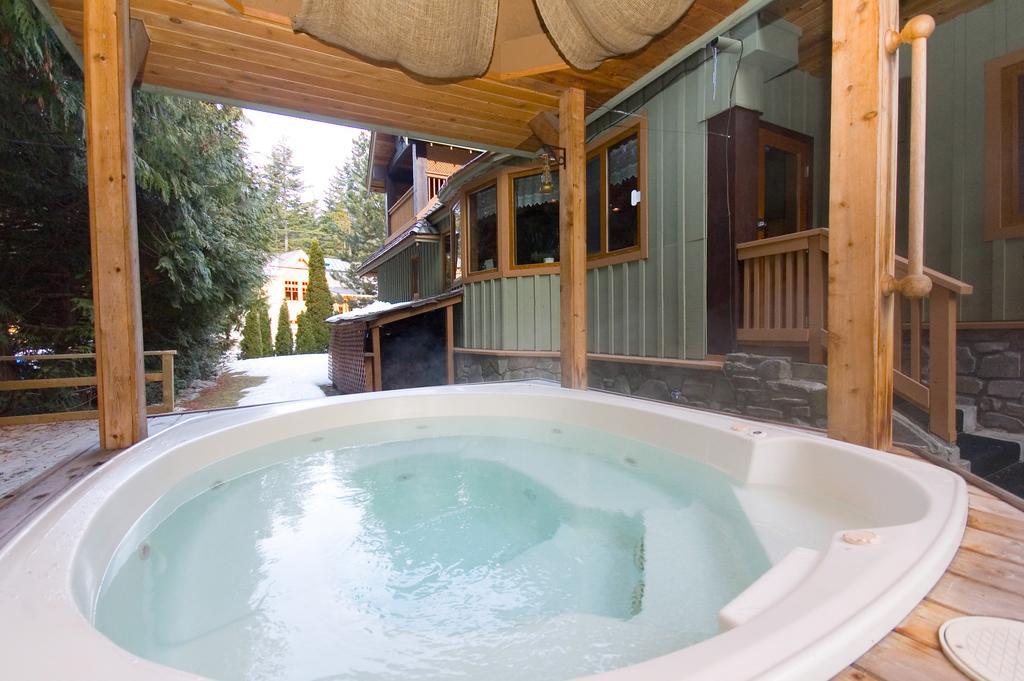 Whistler Alpine Chalet Retreat & Wellness 빌라 객실 사진