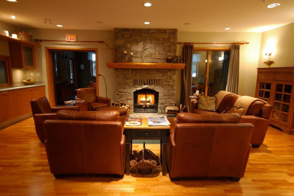 Whistler Alpine Chalet Retreat & Wellness 빌라 내부 사진